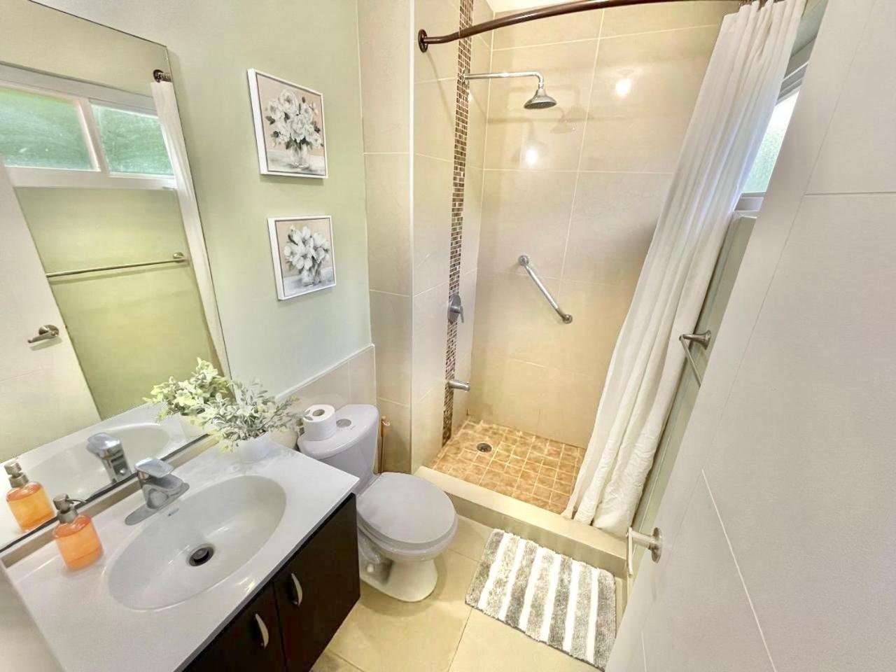 Modern 3 Bedroom Condo In Private Community #8 Petit Valley Ngoại thất bức ảnh