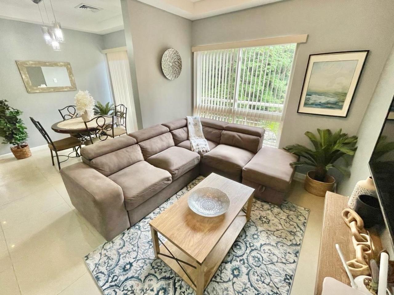 Modern 3 Bedroom Condo In Private Community #8 Petit Valley Ngoại thất bức ảnh